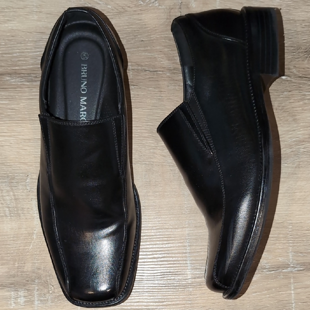 Men's Black Slip-On Dress Shoes